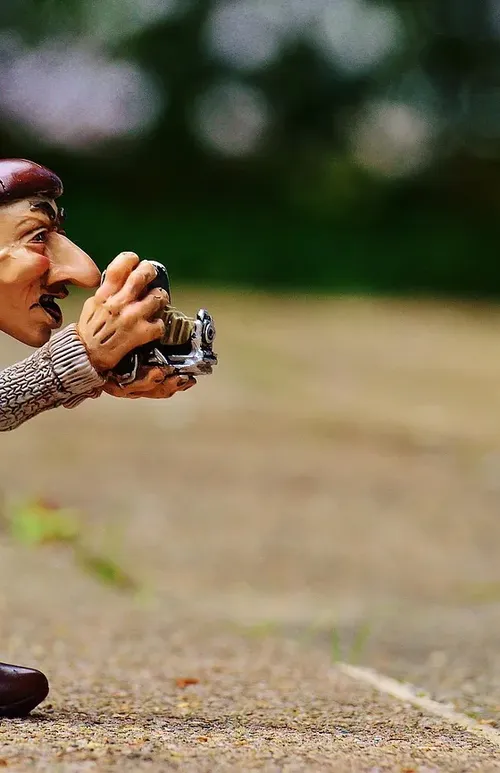 PAPARAZZI